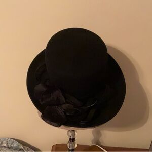 Betmar Black Women's Hat with Ribbon Detail